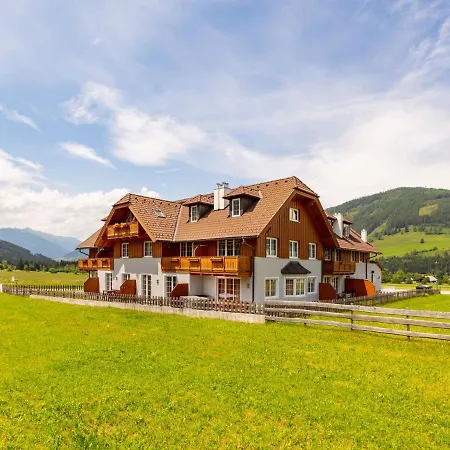 4 By Interhome *