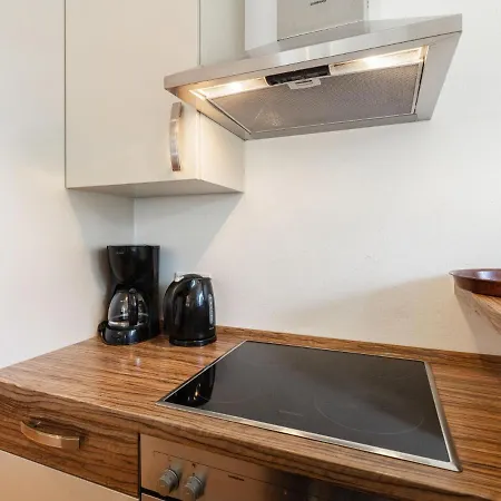 4 By Interhome