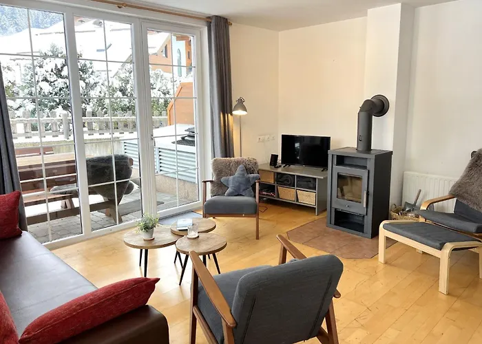 4 By Interhome